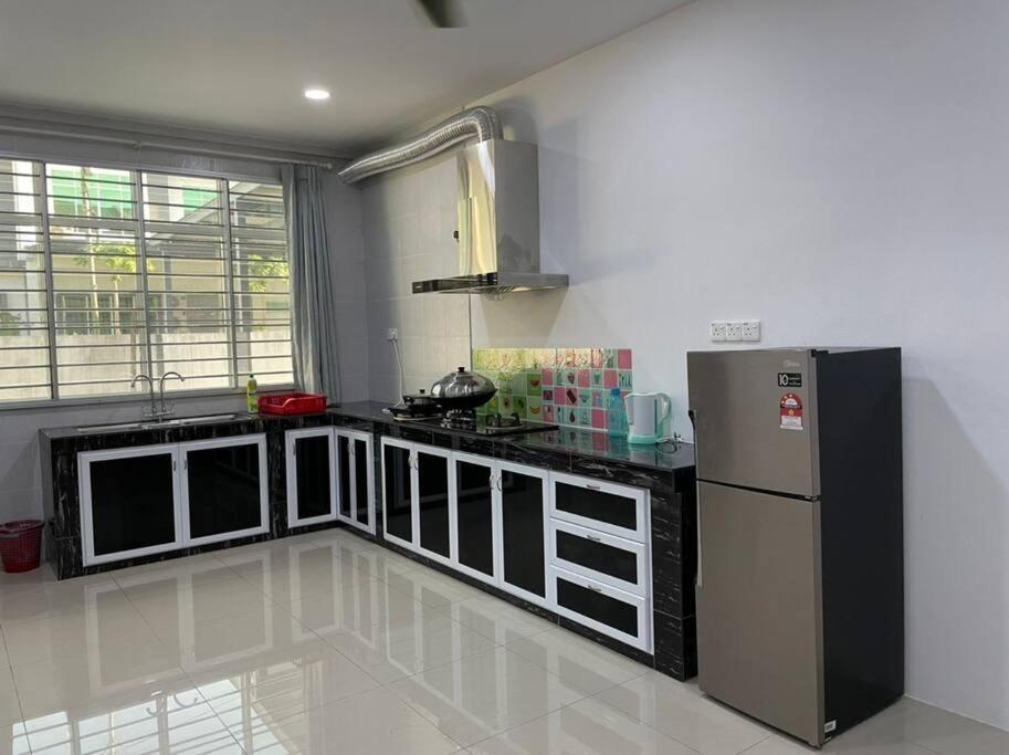 Wawasan Sweet Home - Uts Sibu Esterno foto
